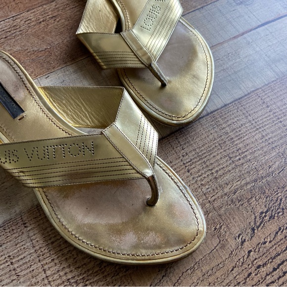 Louis Vuitton Gold Sandals 38 - Picture 3 of 8